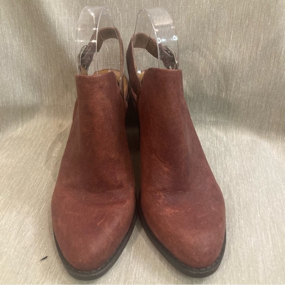 LUCKY BRAND  Sz 9 Odenah Stacked Heel Slip On Pointy Western Style Mules NEW - Picture 2 of 13